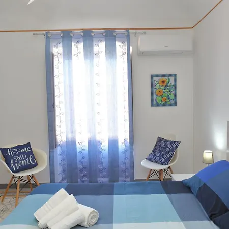 Terrazza Del Cortile - By Vacation Service דירה *